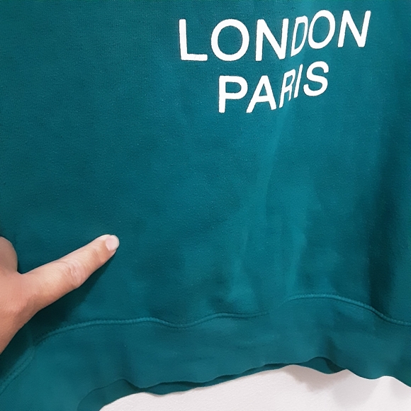 Stussy World Tour Sweatshirt New York Los Angeles Tokyo London Paris - Picture 5 of 5